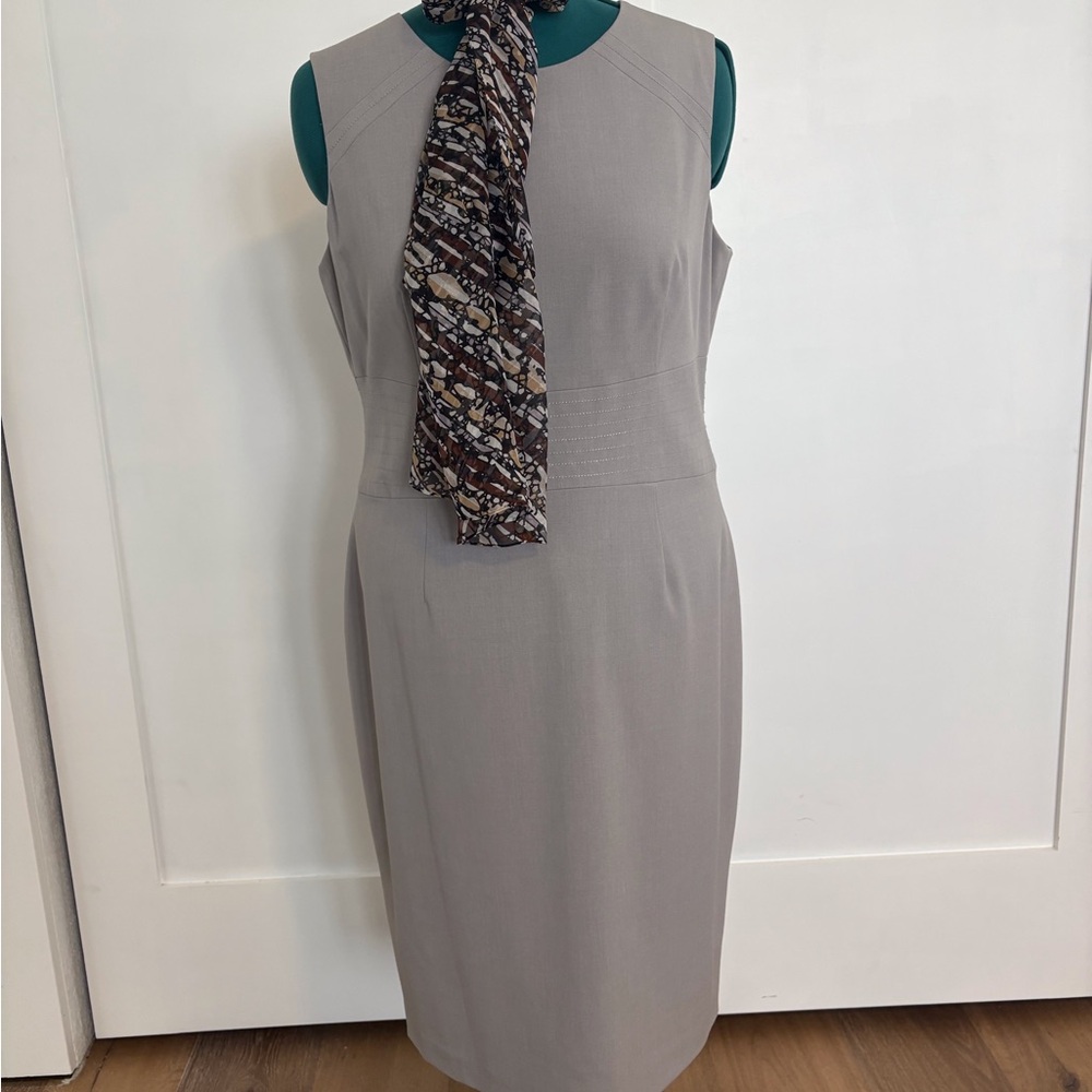 Jones New York Gray Midi Dress with Patterned Scarf